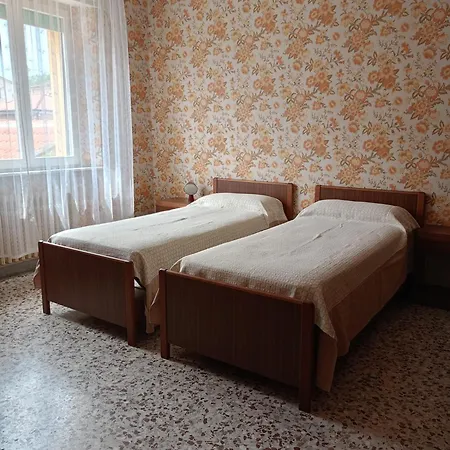 Se069 - Senigallia, Ampio Quadrilocale Comodo Ai Servizi